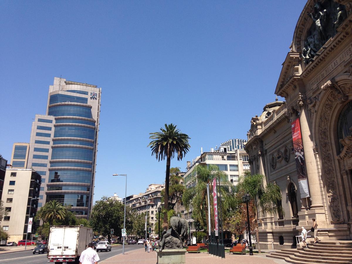 Azzai Bellas Artes ซานติอาโก ภายนอก รูปภาพ